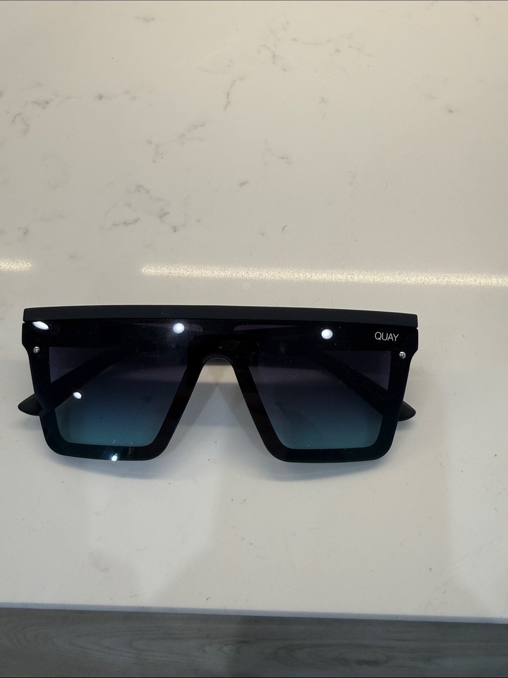 Quay Australia Men's Black Frame Sunglasses with Blue Gradient Lenses